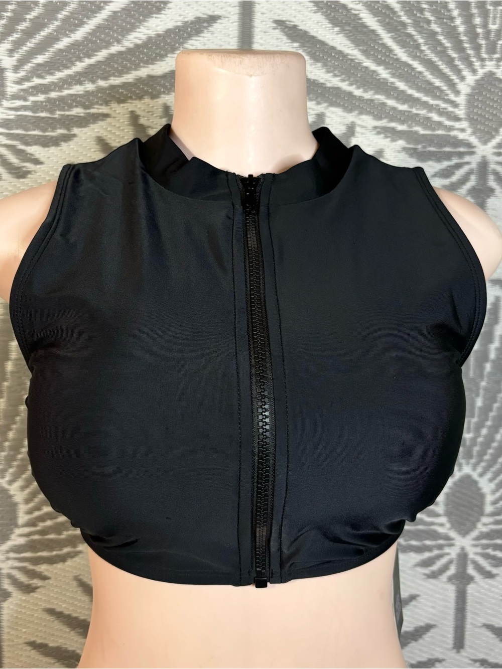 Zip Front Mock Neck Bikini Top black  padded Women’s Size XL NWT
